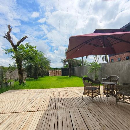 Jenny Airport Lounge Bed & Breakfast Vientiane Exterior photo